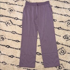 Women's Lululemon Softstreme Lavender Sweatpants